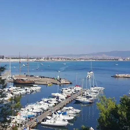 Apartmán Benny's Rose House *