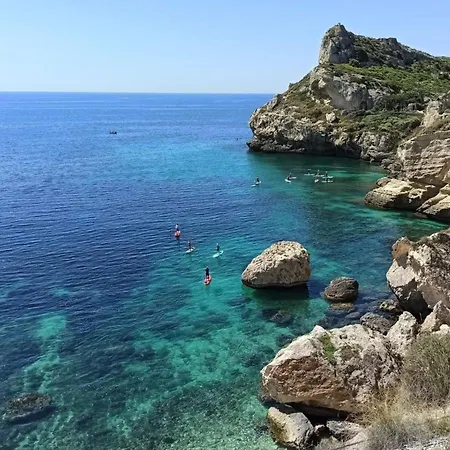 Benny's Rose House Apartmán *