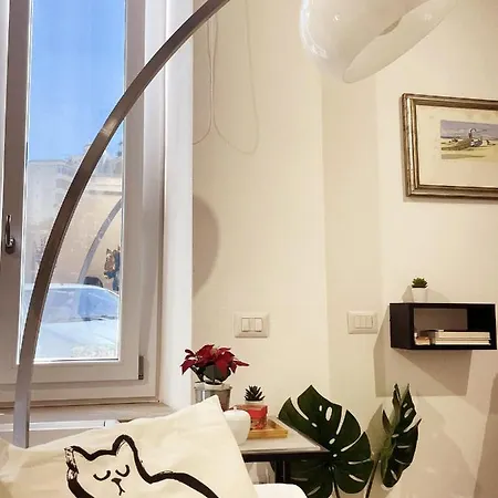 Apartment Benny's Rose House Cagliari