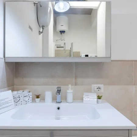 Benny's Rose House Κάλιαρι