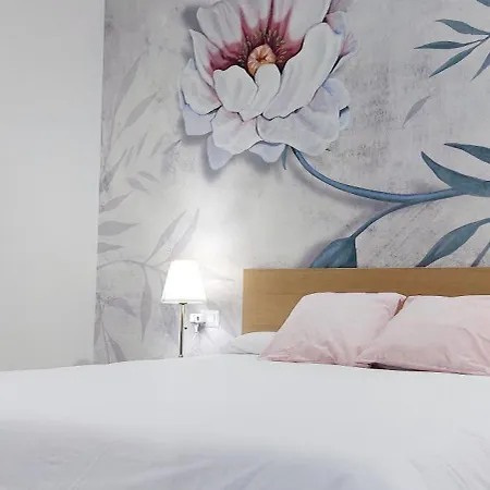 Apartment Benny's Rose House Cagliari
